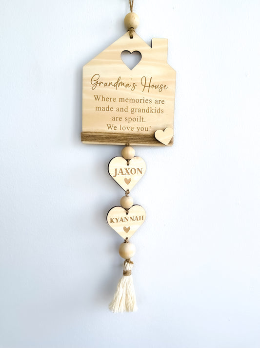 Personalised Wooden Gift for Grandma | Custom Family Name Plaque Grandkids Name